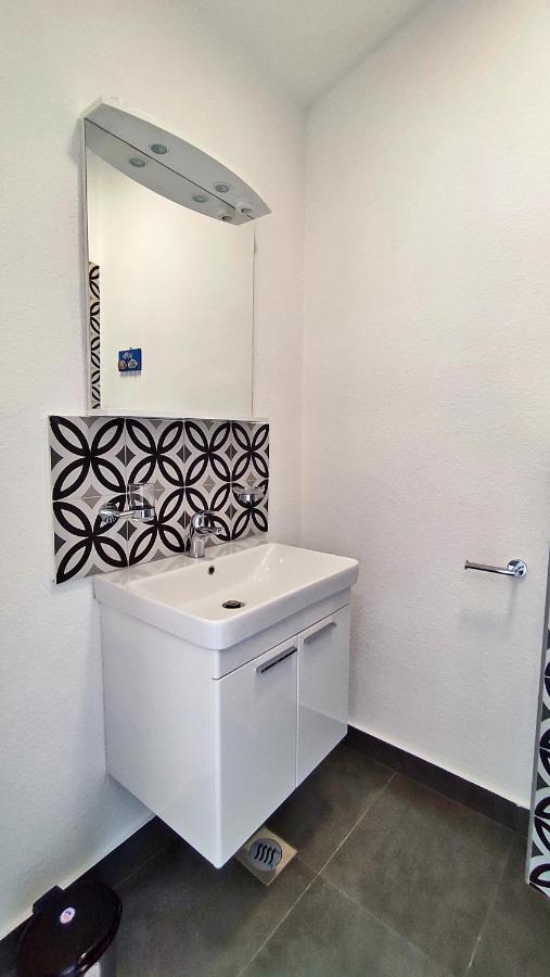 Apartmani Bodo Drvenik  Ngoại thất bức ảnh