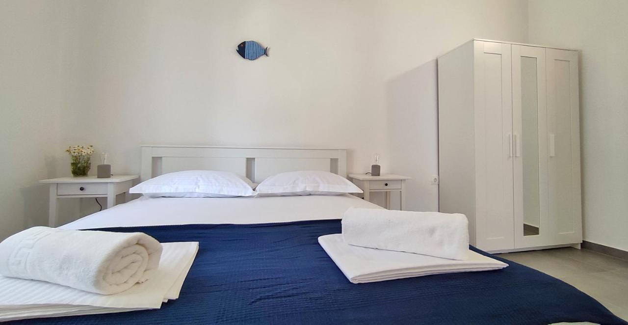 Apartmani Bodo Drvenik  Ngoại thất bức ảnh
